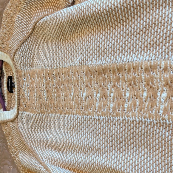Lord and Taylor Sweater - Picture 8 of 9